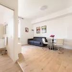 Cozy & Chic - Piazza Bologna Apartmán