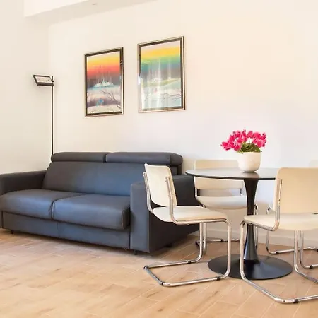 Apartment Cozy & Chic - Piazza Bologna Rome